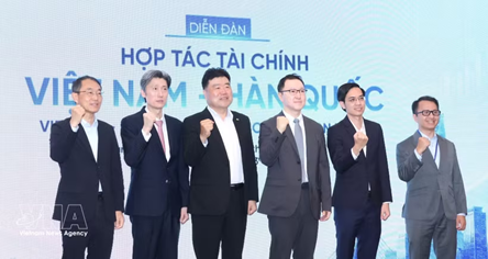 Vietnam, RoK step up financial cooperation, expand capital flows into VIFC-HCMC